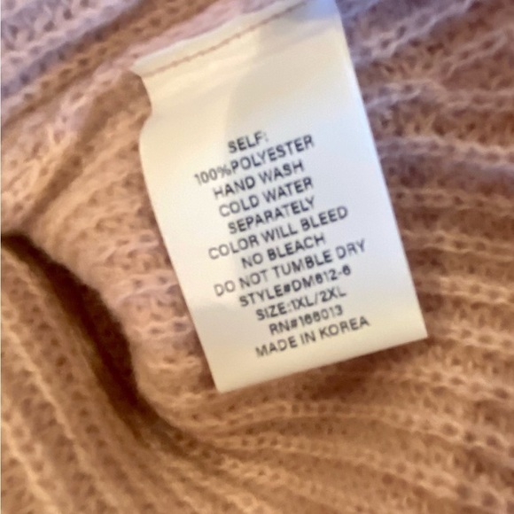 NWOT Heimish Sweater, Color: Pink, Size: 1XL/2XL - Picture 5 of 7